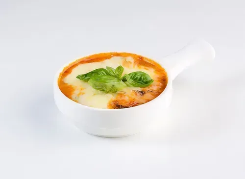 Vînătă cu Mozzarella și Parmezan